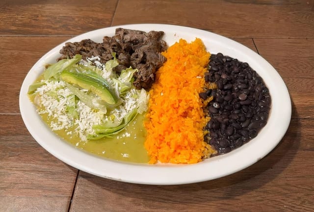 Platillo Azteca / Azteca Plate.